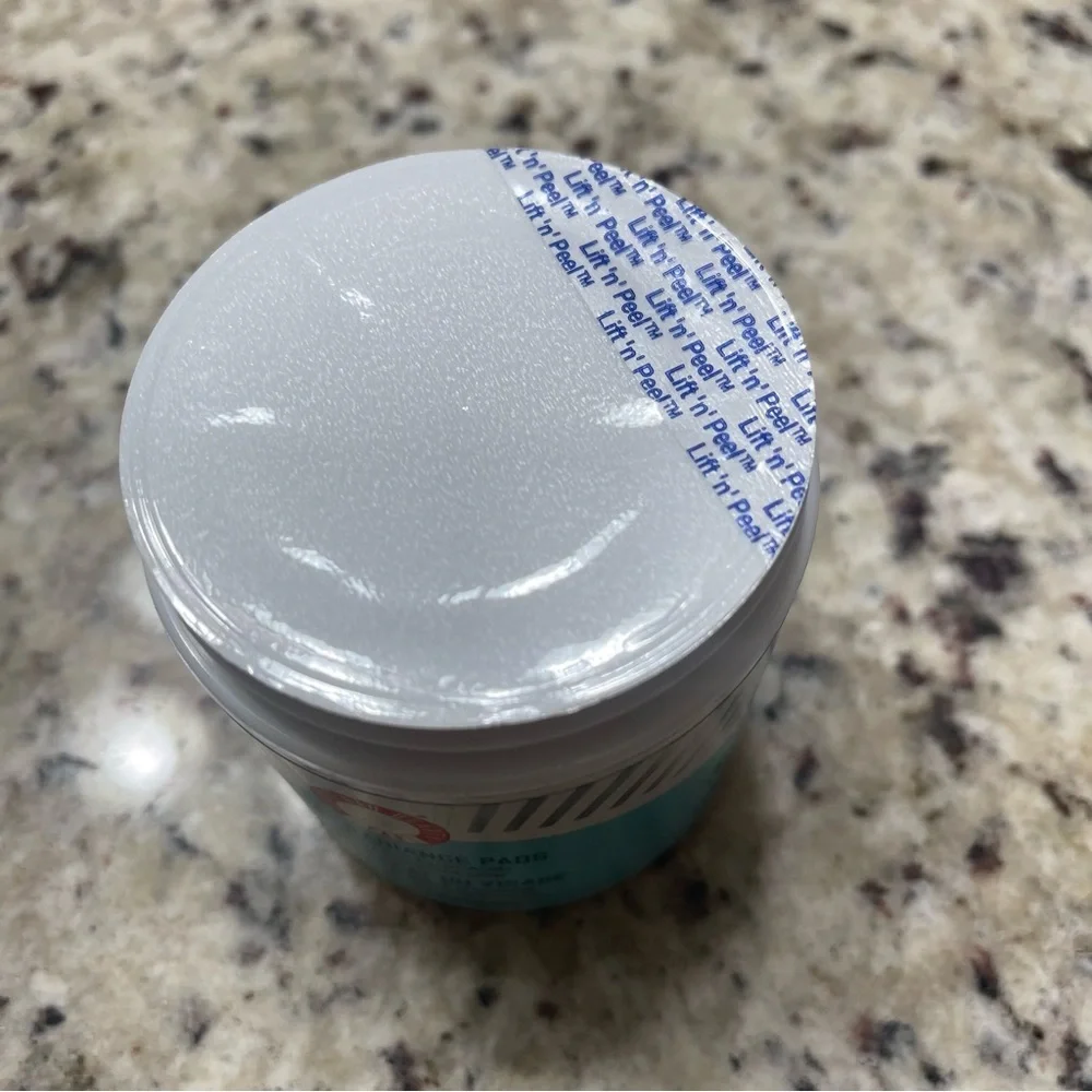 First Aid Beauty exfoliating pads